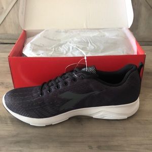 NWT Diadora Athletic Sneakers
